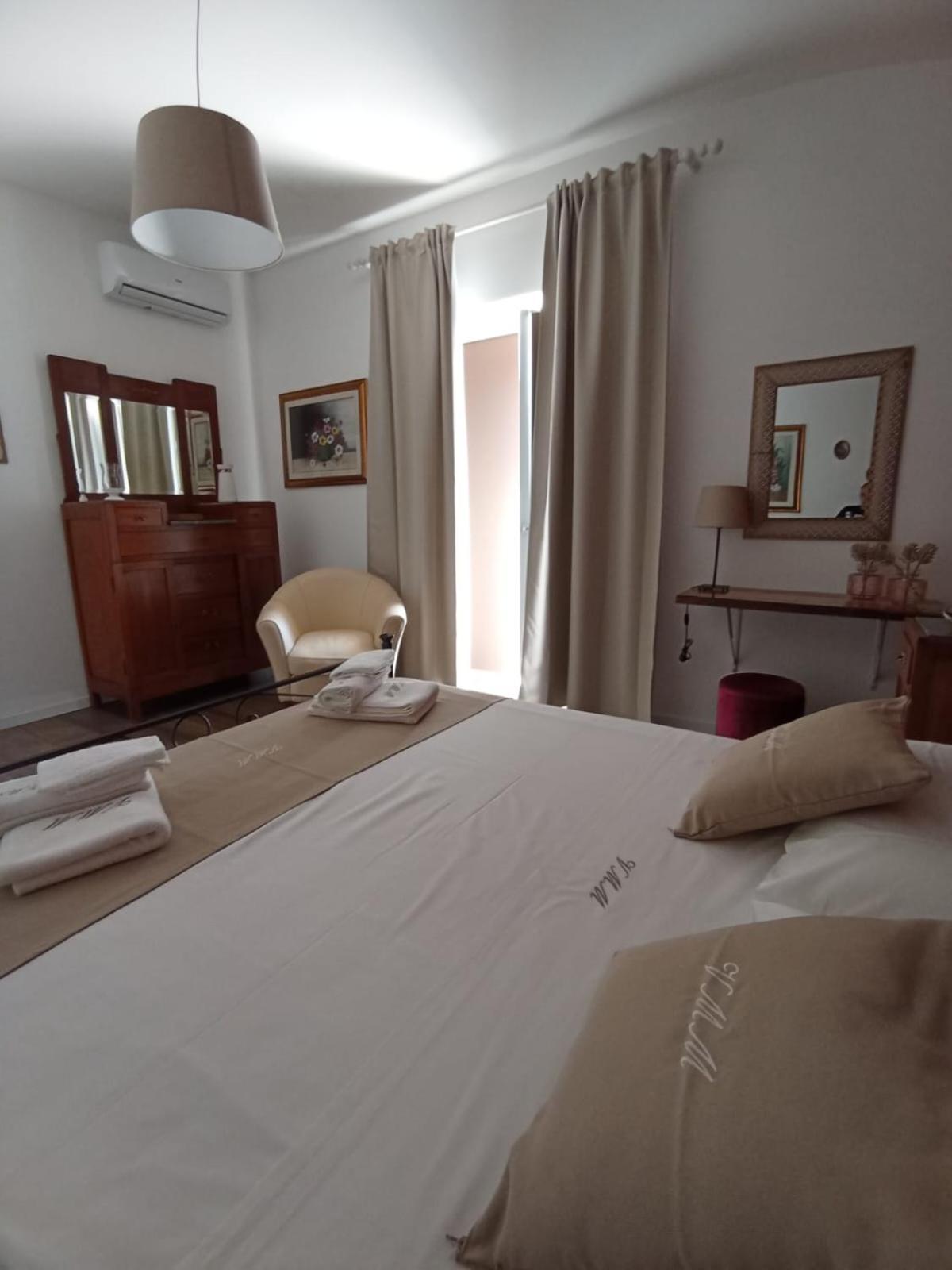 Tenuta Viale Degli Ulivi San Martino in Pensilis Eksteriør billede