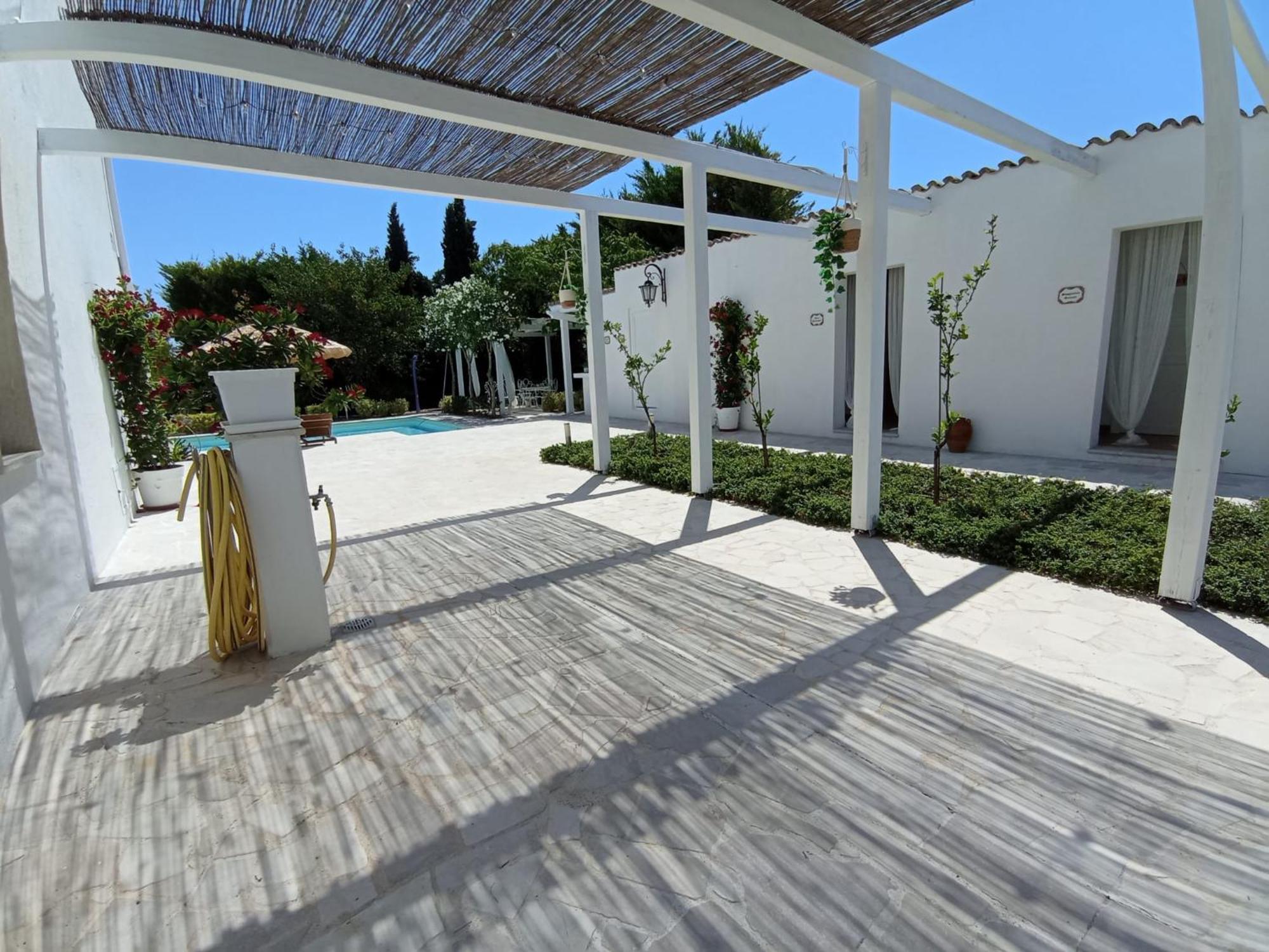 Tenuta Viale Degli Ulivi San Martino in Pensilis Eksteriør billede